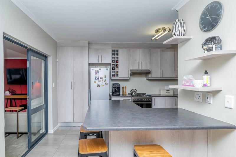 4 Bedroom Property for Sale in Viking Village Western Cape